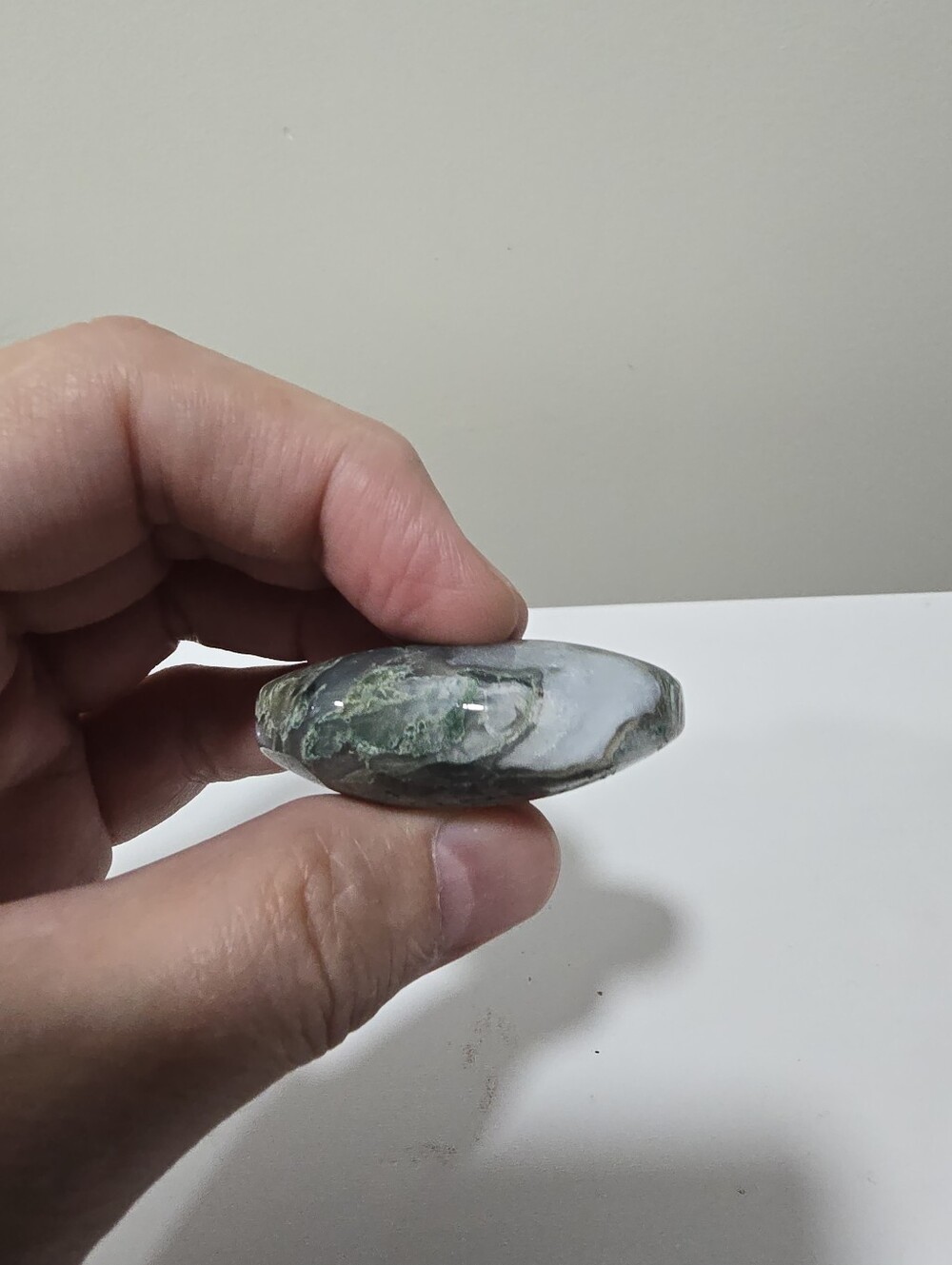 Moss Agate Crystal Palmstone #G - Picture 6 of 7